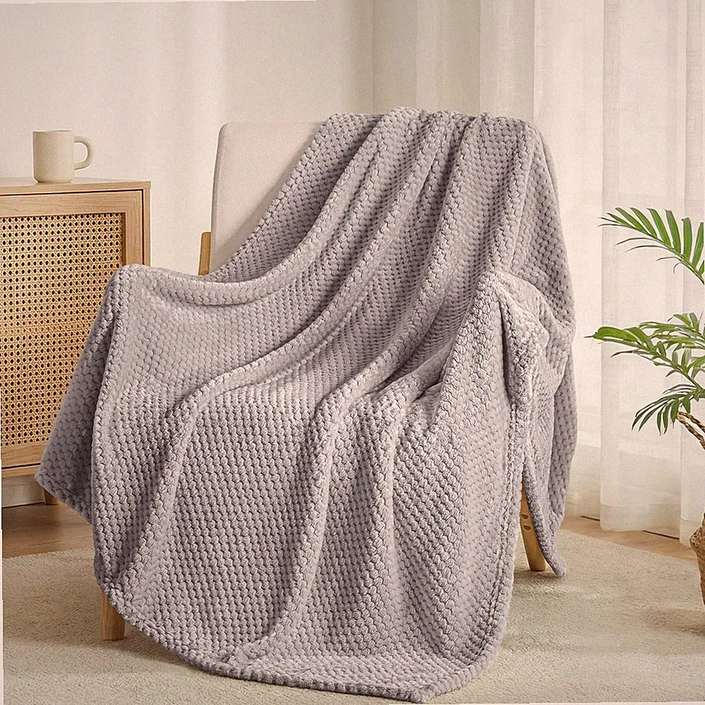Fleece Throw Blanket 50x70 - Breathable & Stain Resistant, Ideal for All Seasons