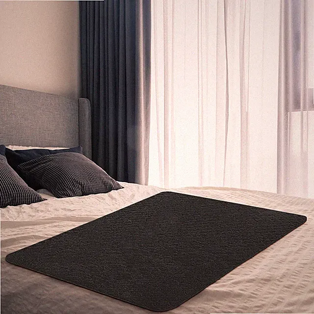 Waterproof Bed Protection Mat Reusable Stain Resistant Blanket